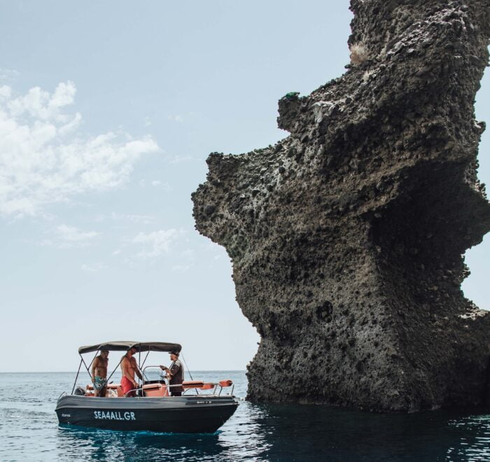 Hire a motorboat Sea4all