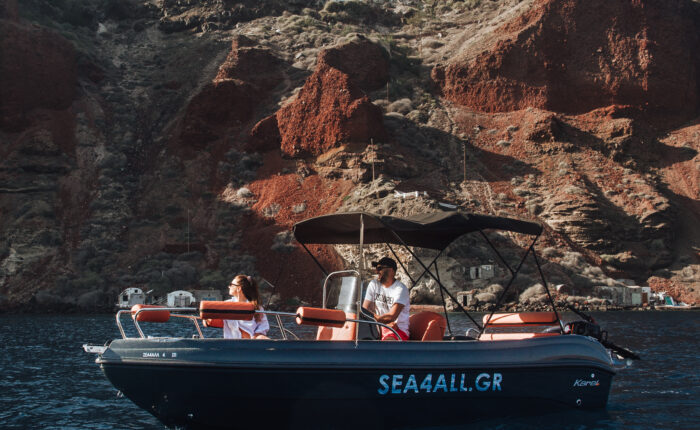 Full Day – Half day Boat Trip Rental Without a License in Santorini
